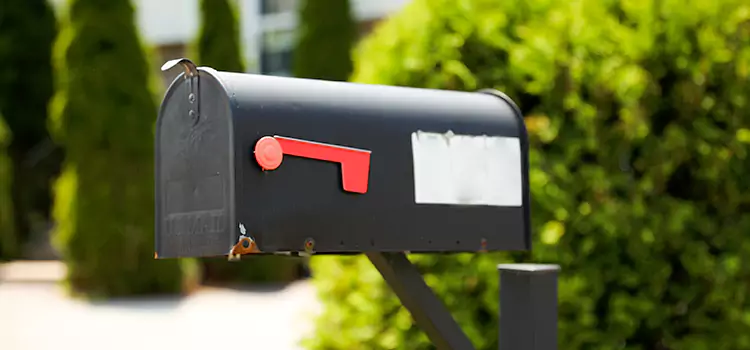 Secure Mailboxes for Packages Newton